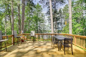 Private Deck