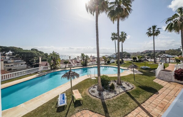 pool