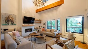 Main Floor - Living Room With Gas Fireplace