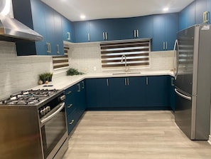 Fully equipped kitchen