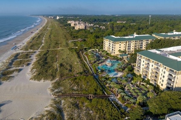 Beautiful property right on the beach!.
