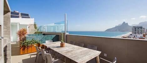 Pool view,Sea view,Swimming pool