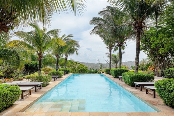Vista de la pile,Piscina