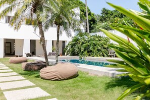 Garden,Pool view,Swimming pool