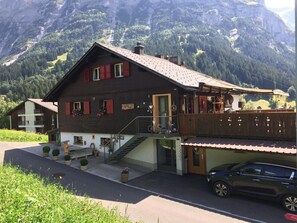 Picture 3