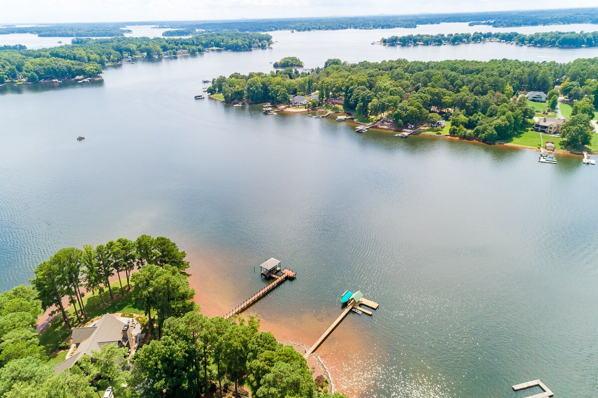 Ultimate Lakefront Retreat – Fenced in Yard and Private Dock!