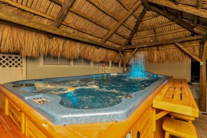Bain à remous intérieur