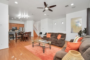 Living room/Dining Room