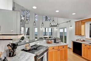 Kitchen has all new counters, sink and appliances!