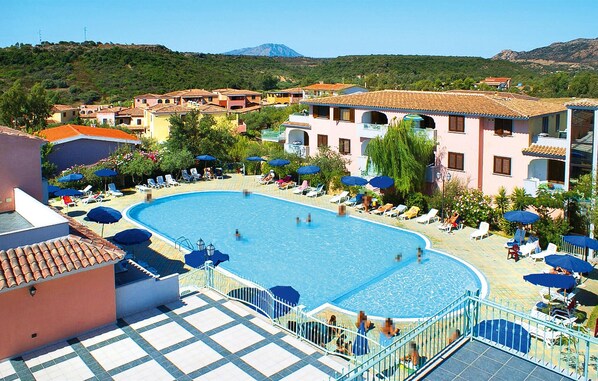pool