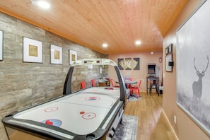 Game Room | Air Hockey | Board Games | Arcade Console