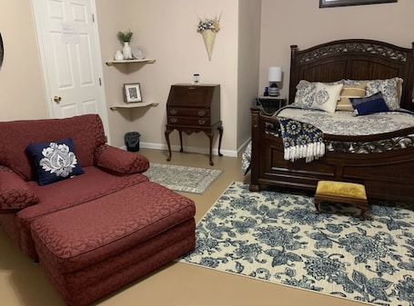 Relax in the roomy & comfortable chaise lounge in the oversized bedroom!