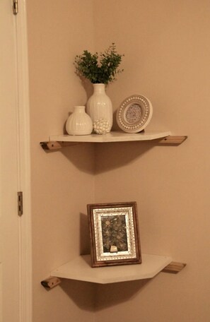 Decor in corner of bedroom