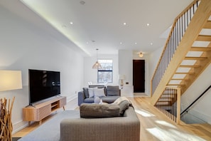 Living room, dining room and front entry.