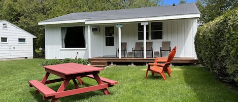 The front of your cottage.