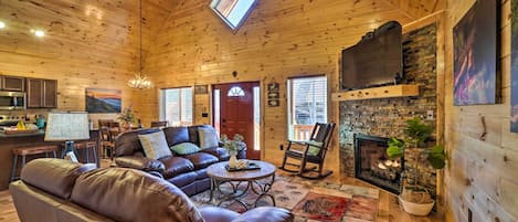 Gatlinburg Vacation Rental | 2BR | 2BA | 1,200 Sq Ft | Stairs Required