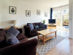 Living room | Life’s a Birch, Yarmouth