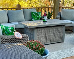 Propane firepit/ table