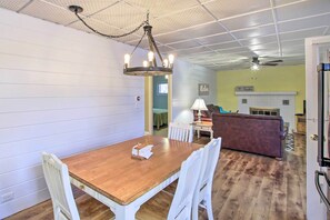 Dining Area | Dishware + Flatware