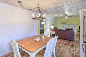 Dining Area | Dishware + Flatware