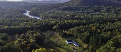 The Mountain Airstrip Farm 
Home, Barns and Airstrip