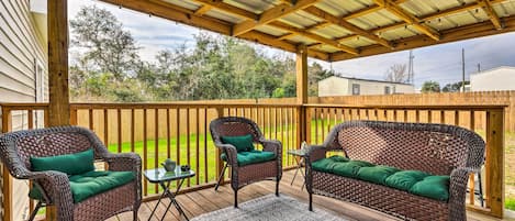 Pensacola Vacation Rental | 3BR | 2.5BA | Stairs Required | 1,916 Sq Ft