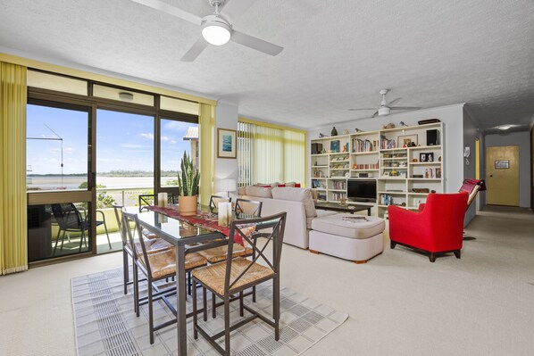 Dining room and lounge room overlooking stunning Northern Creek 