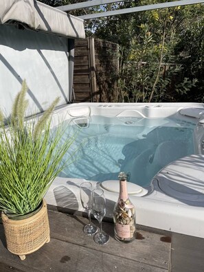 Bubbelpool utomhus