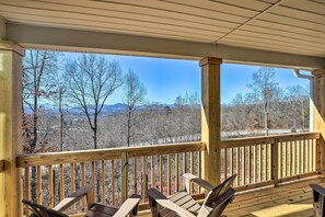 Private Deck | Mountain Views