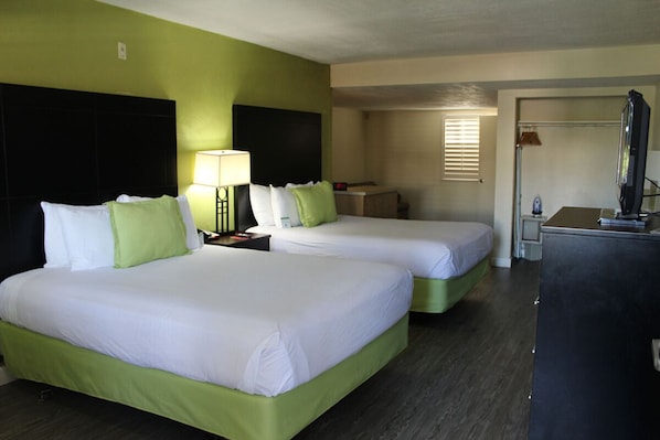 Unit w/ 2 Queen size beds