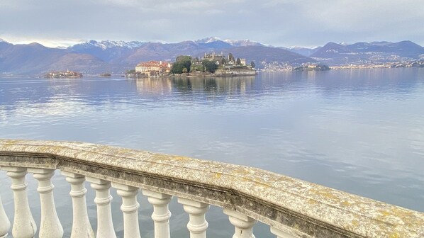 Suite Romantic passeggiata lungolago