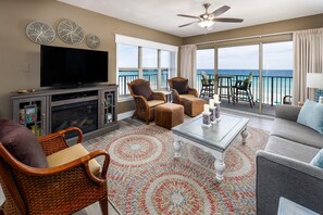 Livingroom - This gulf front living room truly embodies the ideal place to unwind!