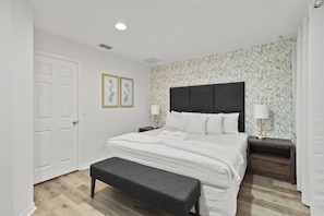 Seren Master bedroom with King Bed