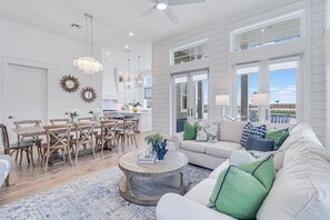 1st Floor Living and Dining Area Overlooking Leisure Lake