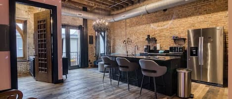 Welcome to the Black Palace loft!  The perfect downtown spot!