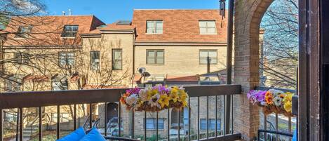 Washington, D.C. Vacation Rental | 3BR | 2.5BA | 1,680 Sq Ft | Stairs Required