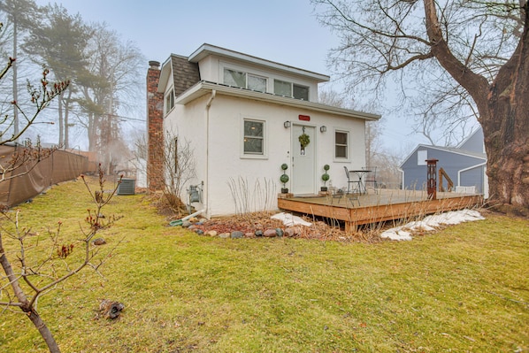 Minneapolis Vacation Rental | 3BR | 2BA | 1,100 Sq Ft | Stairs Required to Enter