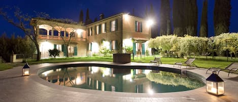 External view of the Villa from the swimming pool 