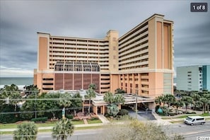 Caravelle Resort