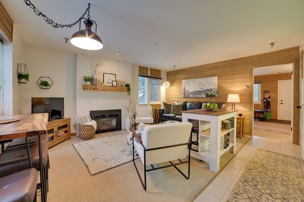 Boyne Falls Vacation Rental | 1BR | 1BA | 820 Sq Ft | Step-Free Access