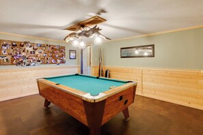 Spielezimmer