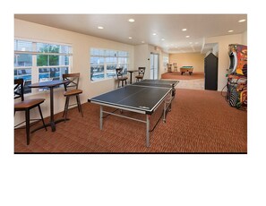 Spielezimmer