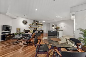 Stylish Open-Plan