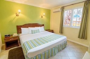 Comfortable unit with King bed