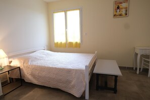Vacation rental SAINT-RÉMY-DE-PROVENCE villa for rent 3 bedrooms
