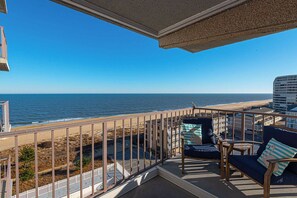 Sea Terrace 906-Balcony 