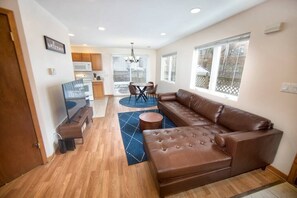 Living Room / Dining Room