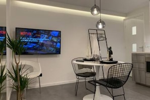 L-unit asvest 38 A · Hidden Gem of Delft heart of city center Delft