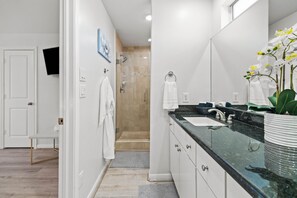 Ample en-suite Master Bathroom with double vanity.
