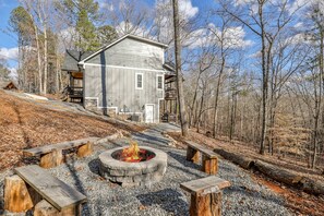 Firepit area with seating